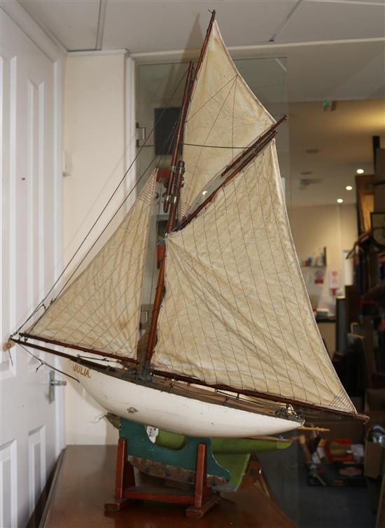 A pond yacht